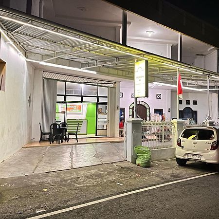 Rumah 25 Syariah Bukittinggi Ngoại thất bức ảnh