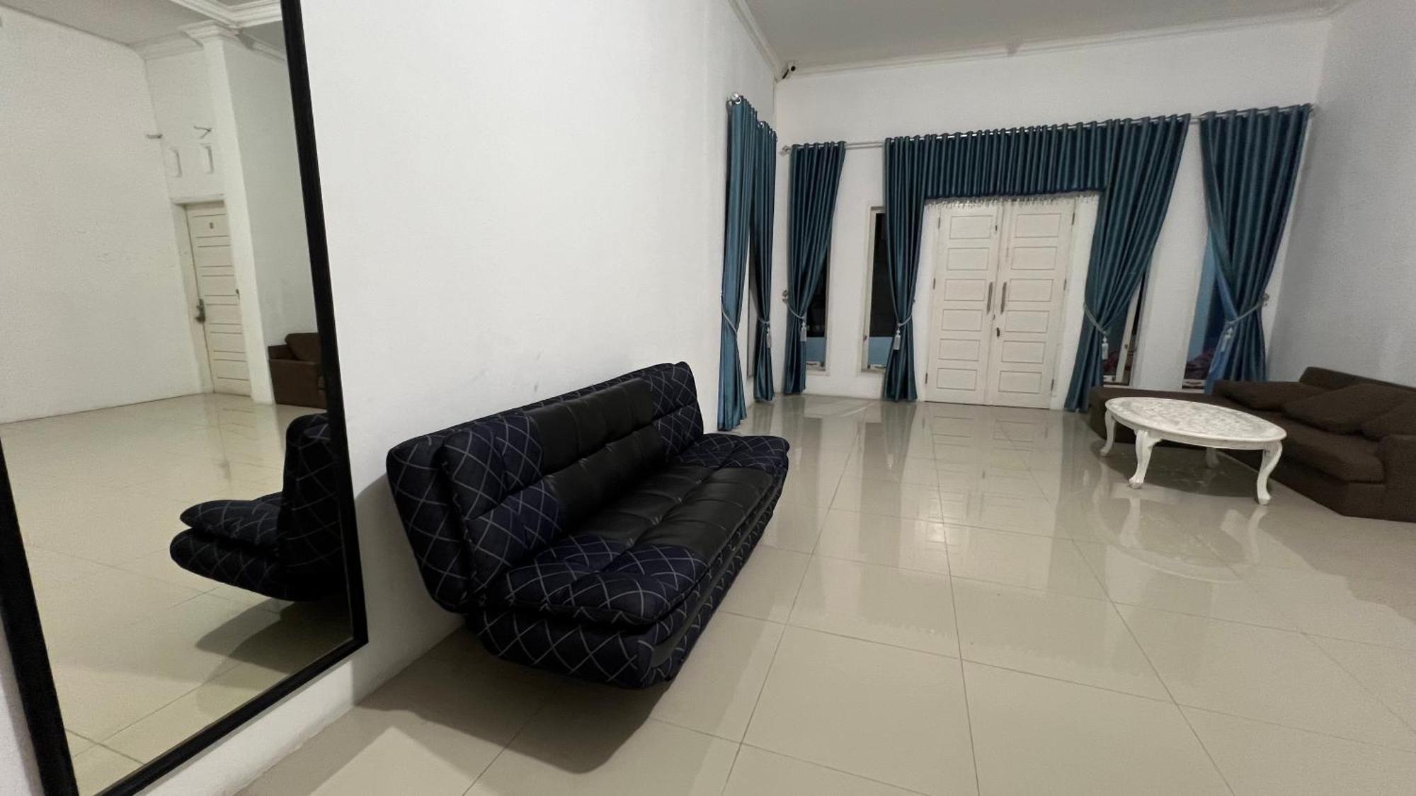 Rumah 25 Syariah Bukittinggi Ngoại thất bức ảnh